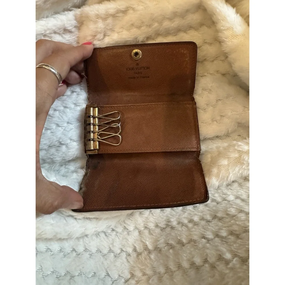 Vintage Louis Vuitton Monogram Four‎ Key Holder Made In France Authentic